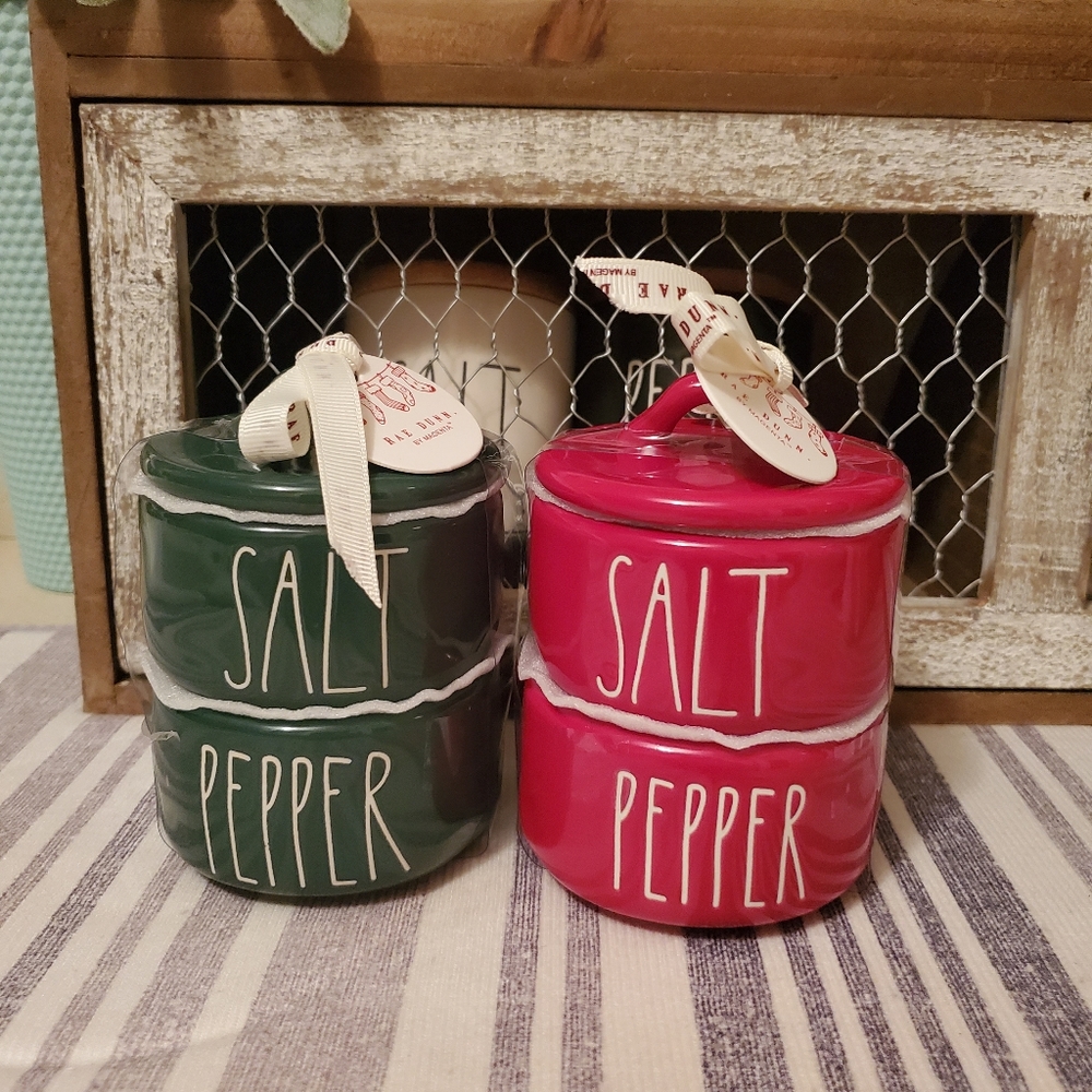 Rae dunn red & green salt and pepper stackers